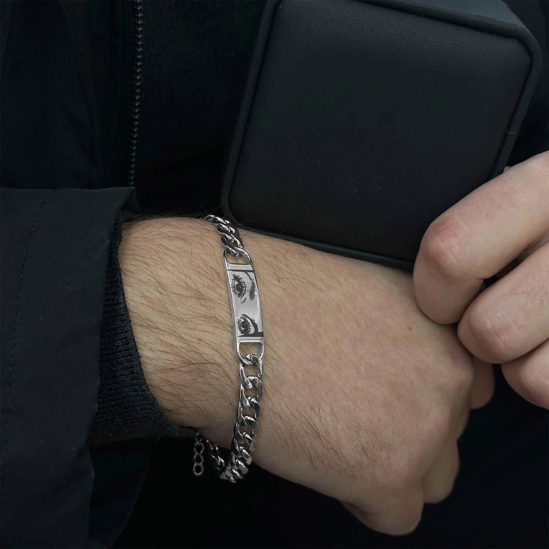 Foto Náramok s Gravírovanými Očami