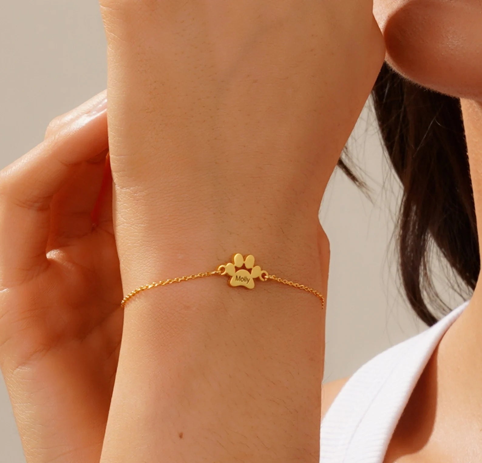 Personalizovaný náramok s menom labky