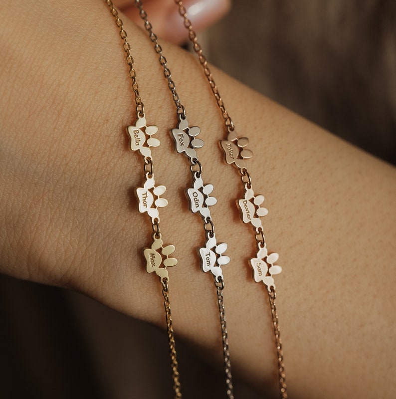 Personalizovaný náramok s menom labky